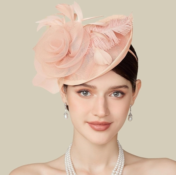 NEW! Peach Champagne Kentucky Derby Hat - Picture 3 of 4